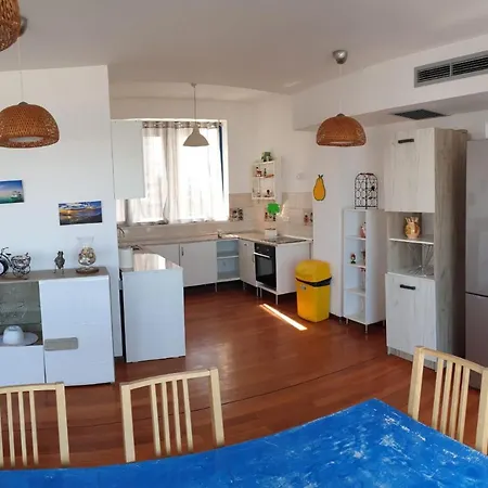 فيلة Vila Irina